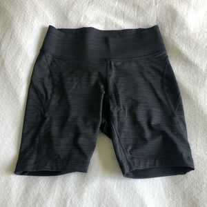 Outdoor Voices Core 7” Shorts
